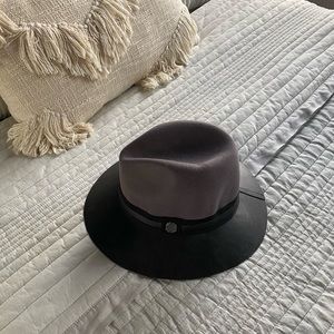 Vince Camuto Fedora